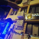 Hotel Opera *