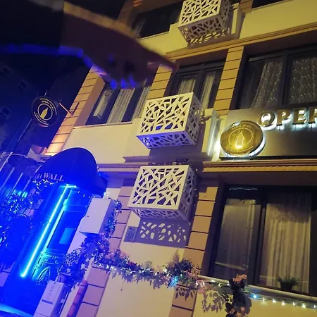 מלון Opera *