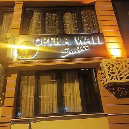 Hotel Opera *